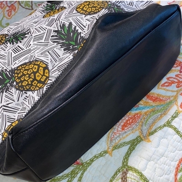 Nine West Pineapple purse rope handles - Picture 5 of 6